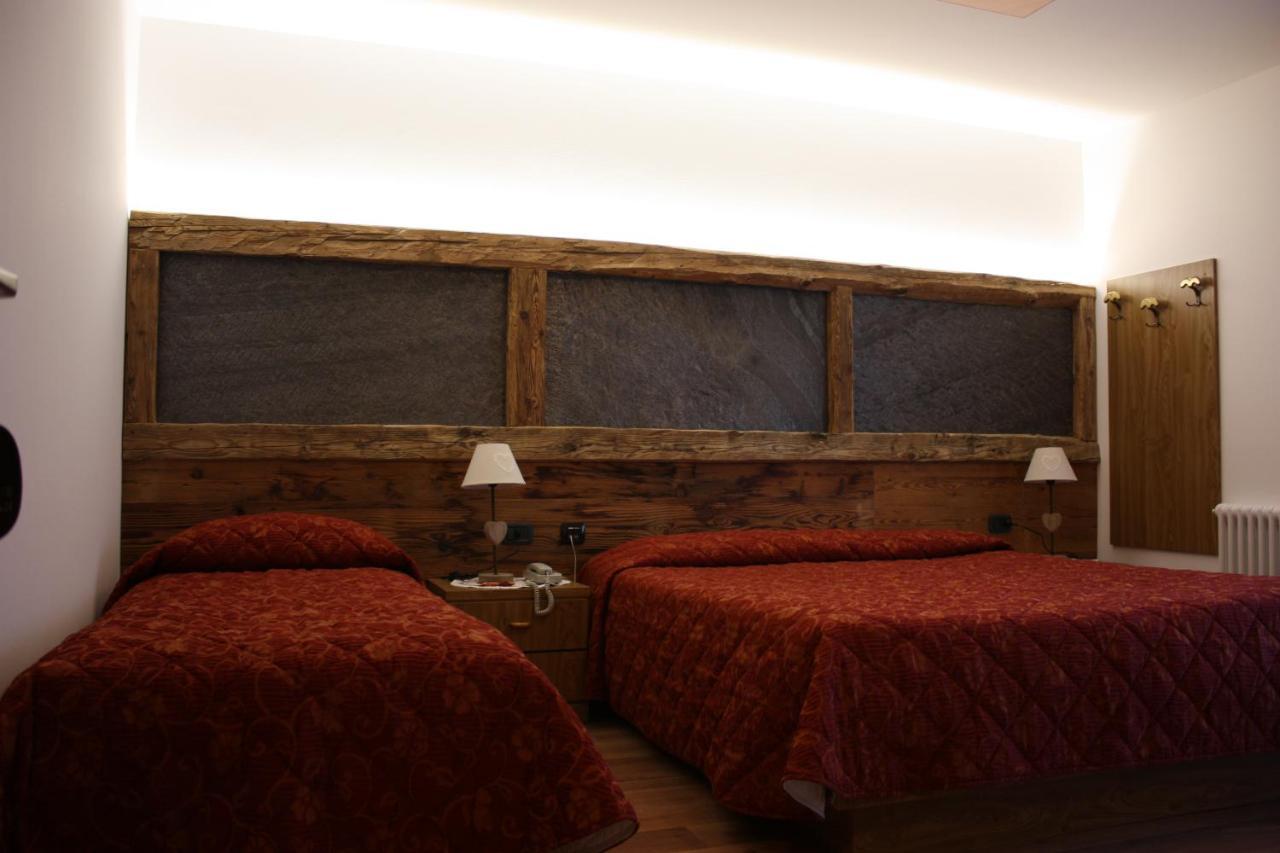 Hotel Ciampian モエナ エクステリア 写真