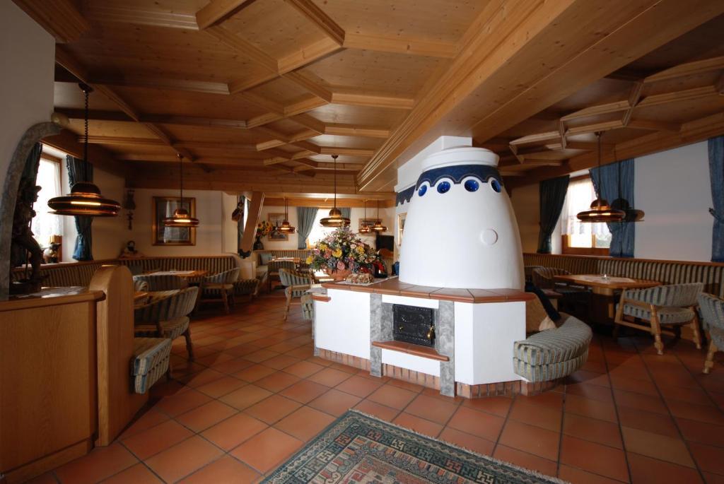 Hotel Ciampian モエナ エクステリア 写真