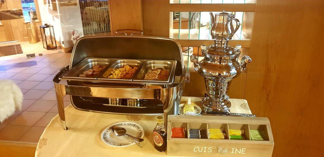 Hotel Ciampian モエナ エクステリア 写真