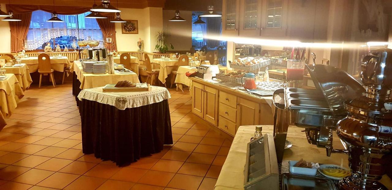 Hotel Ciampian モエナ エクステリア 写真